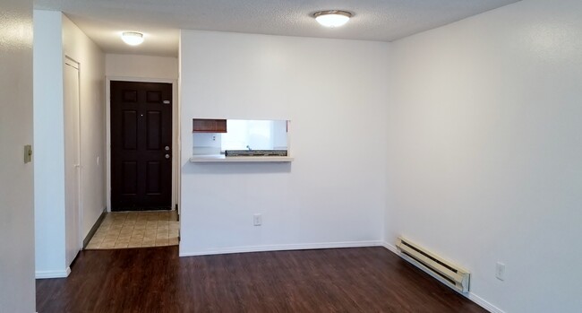 10805 SE 222nd Pl in Kent, WA - Foto de edificio - Building Photo