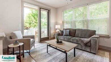 5025 Wembley Central Ln in Charlotte, NC - Foto de edificio - Building Photo