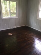 1621 Kenwood Road in Charleston, WV - Building Photo - Building Photo