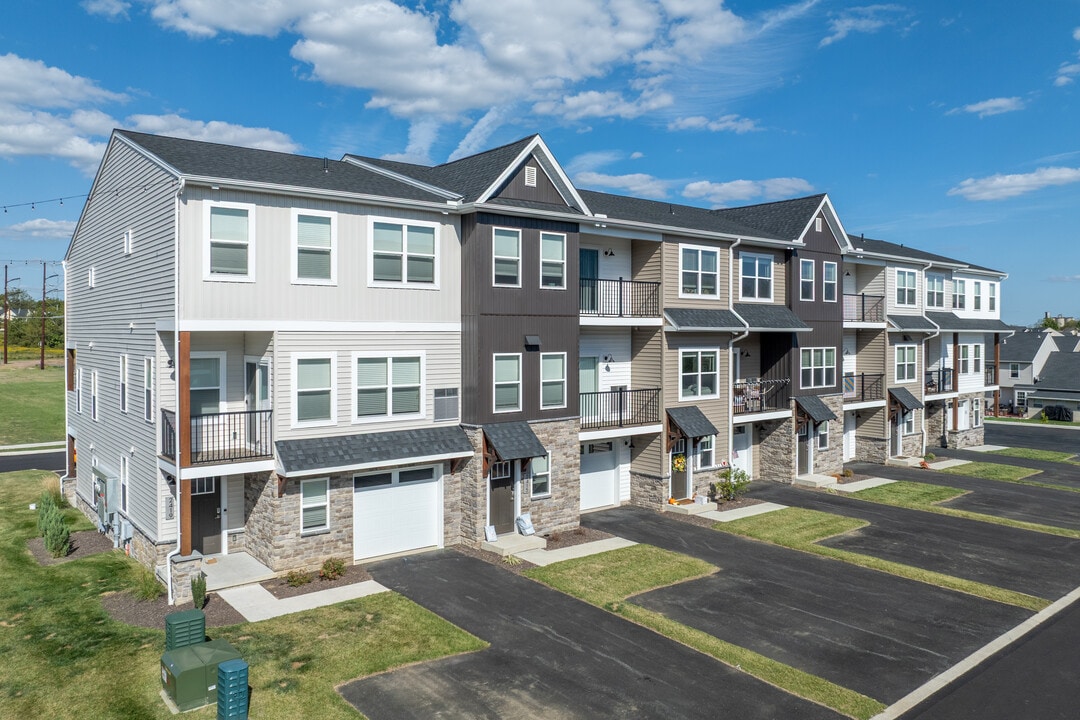 The Reserve at Timber Ridge in Coplay, PA - Foto de edificio