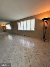 7002 Henry Ave in Philadelphia, PA - Building Photo - Building Photo