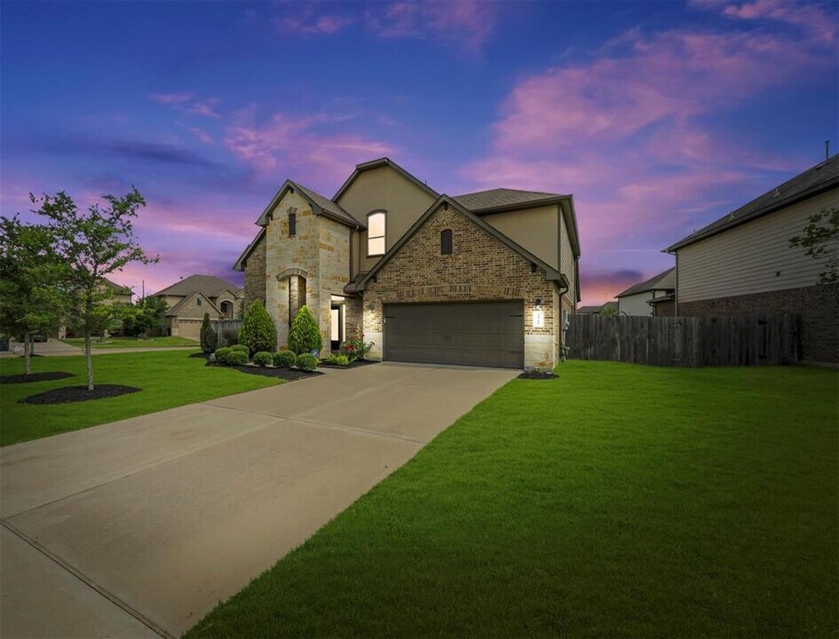 28710 Brownwood Lake Dr in Katy, TX - Building Photo