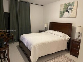 1120 98th St, Unit 204 in Bay Harbor Islands, FL - Building Photo - Building Photo