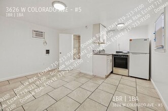 3626 W Colorado Ave in Colorado Springs, CO - Foto de edificio - Building Photo