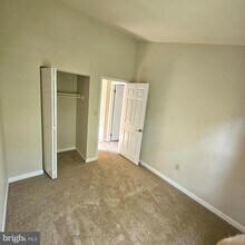 1509 Templeton Pl in Rockville, MD - Building Photo - Building Photo