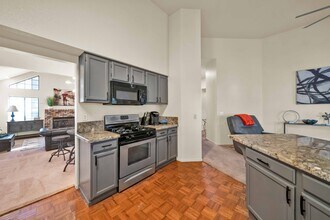 3622 Canterbury Dr in Redding, CA - Building Photo - Building Photo