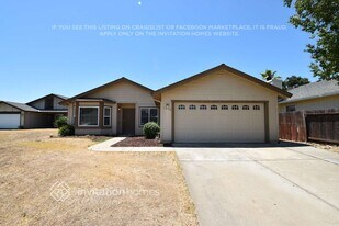 7632 Harmony Oaks Way in Sacramento, CA - Building Photo