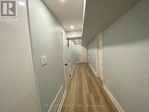 1186 Shadeland Dr in Mississauga, ON - Building Photo - Building Photo