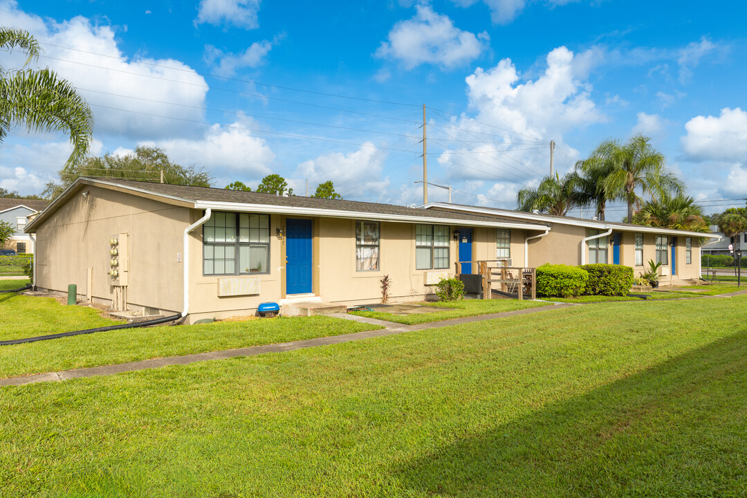 Blossom Corners Apartments in Orlando, FL - Foto de edificio