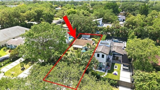 1516 SW 24th St in Fort Lauderdale, FL - Foto de edificio - Building Photo