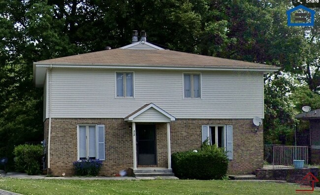 404 Oriole Dr in McMinnville, TN - Building Photo - Building Photo