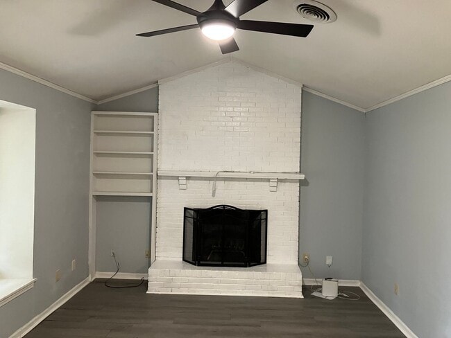 726 Robindale Dr in Tupelo, MS - Building Photo - Building Photo