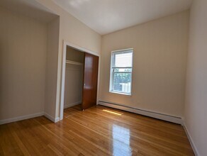 180 N Beacon St in Boston, MA - Building Photo - Building Photo