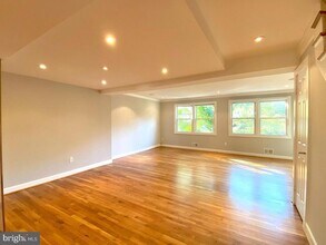 3873 Chain Bridge Rd in Fairfax, VA - Building Photo - Building Photo