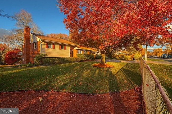 property at 6726 S Kings Hwy