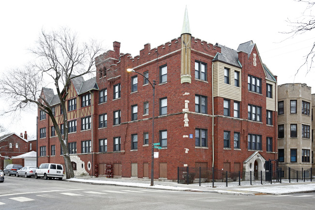 7301 S Bennett Ave in Chicago, IL - Building Photo - Building Photo