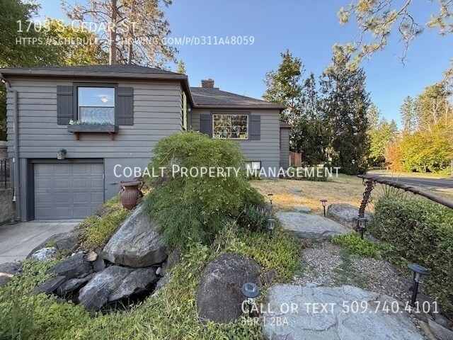 1703 S Cedar St in Spokane, WA - Building Photo