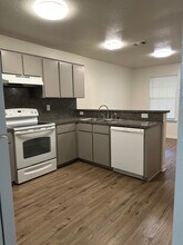 304 N Ann Blvd, Unit #B in Harker Heights, TX - Foto de edificio - Building Photo