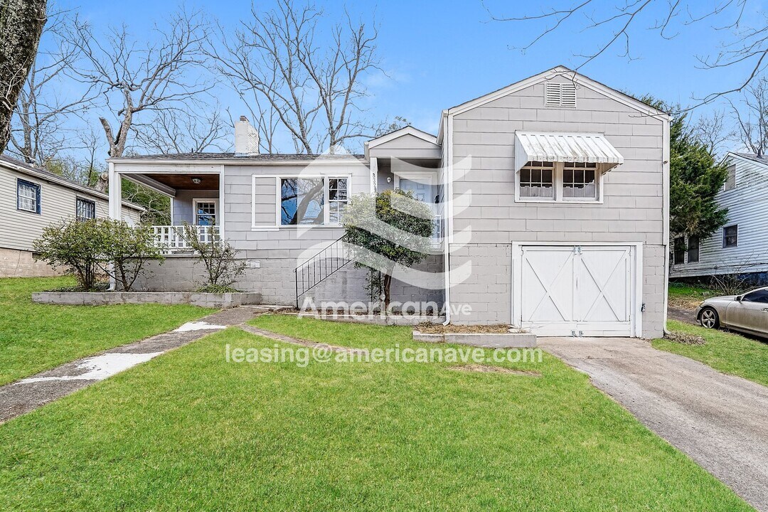 8329 8th Ave S in Birmingham, AL - Building Photo