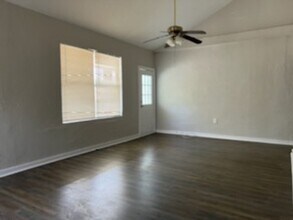 667 W Osceola St in Clermont, FL - Building Photo - Building Photo