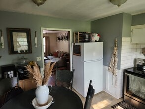 802 West St, Unit A in Harrisonville, MO - Building Photo - Building Photo