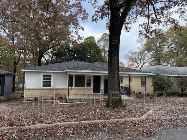 property at 2204 S Monroe St