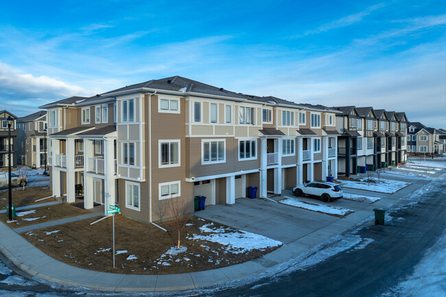 Southwinds in Airdrie, AB - Building Photo - Building Photo