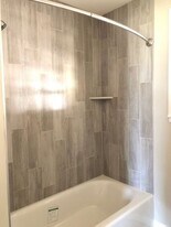 122 Anchor Dr in Hendersonville, TN - Building Photo