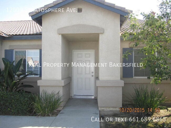 12009 Stratosphere Ave in Bakersfield, CA - Building Photo - Building Photo