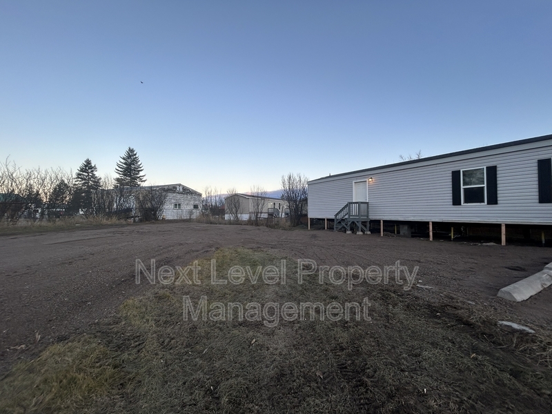 15 2nd St E in Kalispell, MT - Building Photo