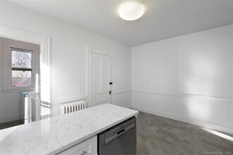 117 Bishop St-Unit -1 in New Haven, CT - Building Photo - Building Photo