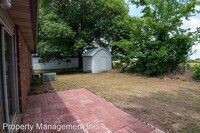 317 Delaware St photo'