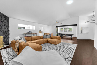 45680 Vista Dorado Dr in Indian Wells, CA - Building Photo - Building Photo
