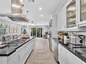 421 SW 5th St in Fort Lauderdale, FL - Building Photo - Building Photo