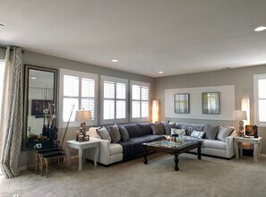 39090 Lonesome Spur Cir in Temecula, CA - Building Photo - Building Photo