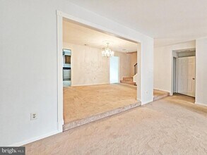 3957 Hancock Forest Trail in Annandale, VA - Building Photo - Building Photo