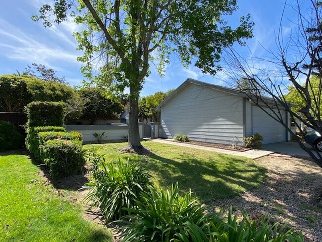 property at 955 Lake Ridge Dr
