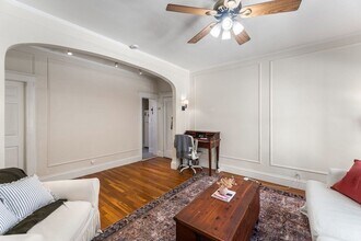 401 Washington St in Brookline, MA - Building Photo - Building Photo