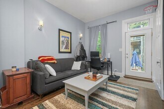 1527 N Claremont Ave in Chicago, IL - Building Photo - Building Photo