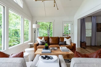 38 Swanage Dr in Bella Vista, AR - Building Photo - Building Photo