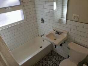 723 E 3rd St in Long Beach, CA - Building Photo - Building Photo