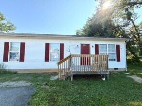 710-710A Roanoke St E in Blacksburg, VA - Building Photo - Building Photo