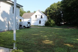 90 Central St in Hudson, NH - Building Photo - Other