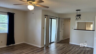 110 5th St in Daphne, AL - Building Photo - Building Photo