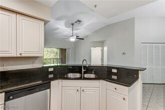 8285 Ibis Club Dr in Naples, FL - Building Photo - Building Photo