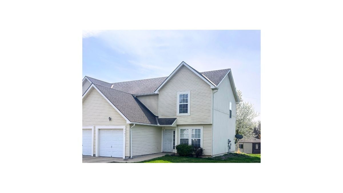 7141 Splitlog Cir in Kansas City, KS - Building Photo