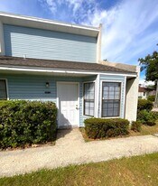 2973 Kynes St in Marianna, FL - Building Photo