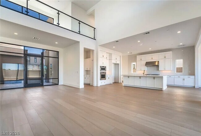 property at 4846 Shady Rdg Dr