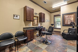 Tuscany Villas at Chase Oaks Senior Community in Plano, TX - Foto de edificio - Building Photo