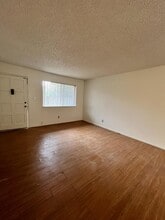 1351 N Wishon Ave in Fresno, CA - Building Photo - Building Photo